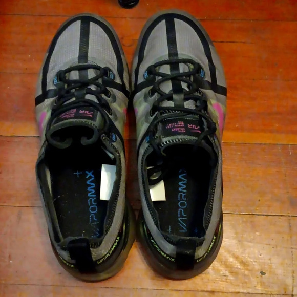 NIKE AIR VAPORMAX 2019 PRM 'FUCHISIA LIME' SZ 11.5 AT6810-001 - Picture 7 of 8